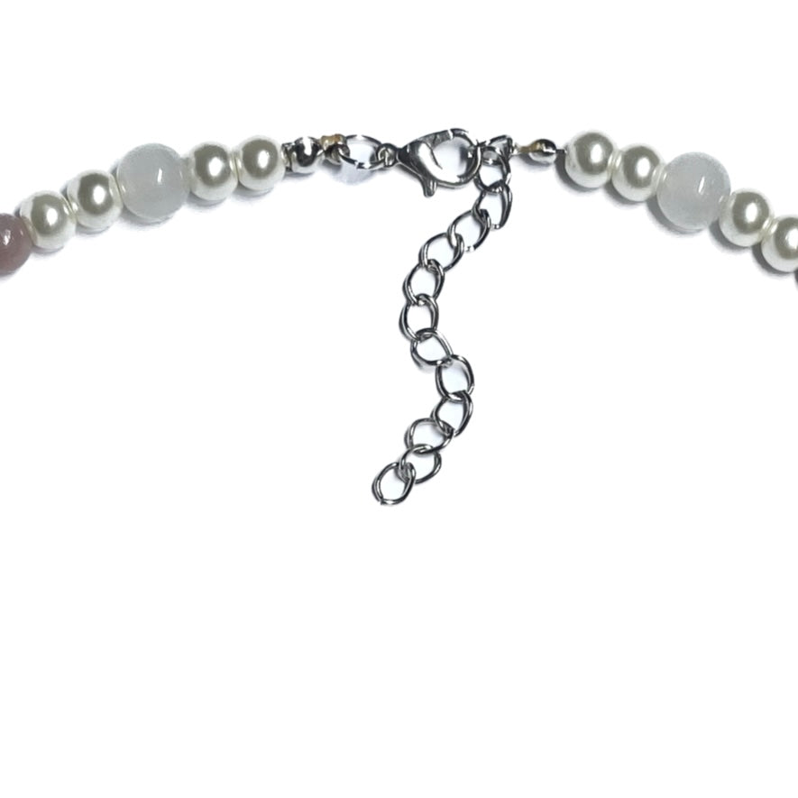 Necklace with Pearls, Gemstones and a Bow