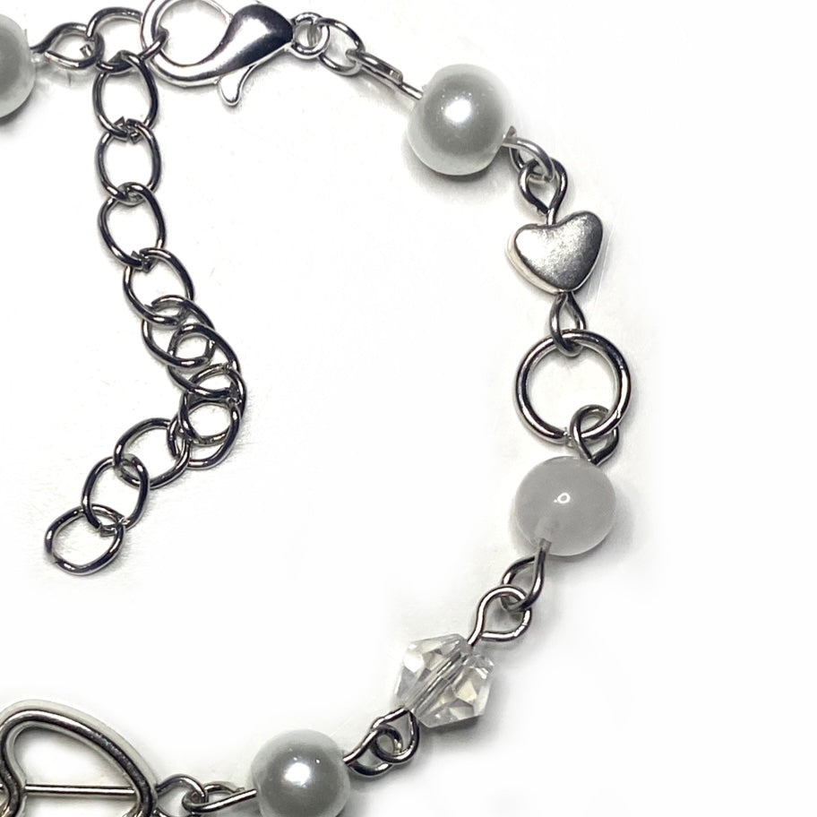 Bracelet with pearls, gemstone and beads