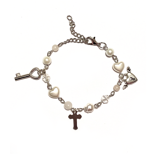 Bracelet with Rose quartz, Charms and Beads