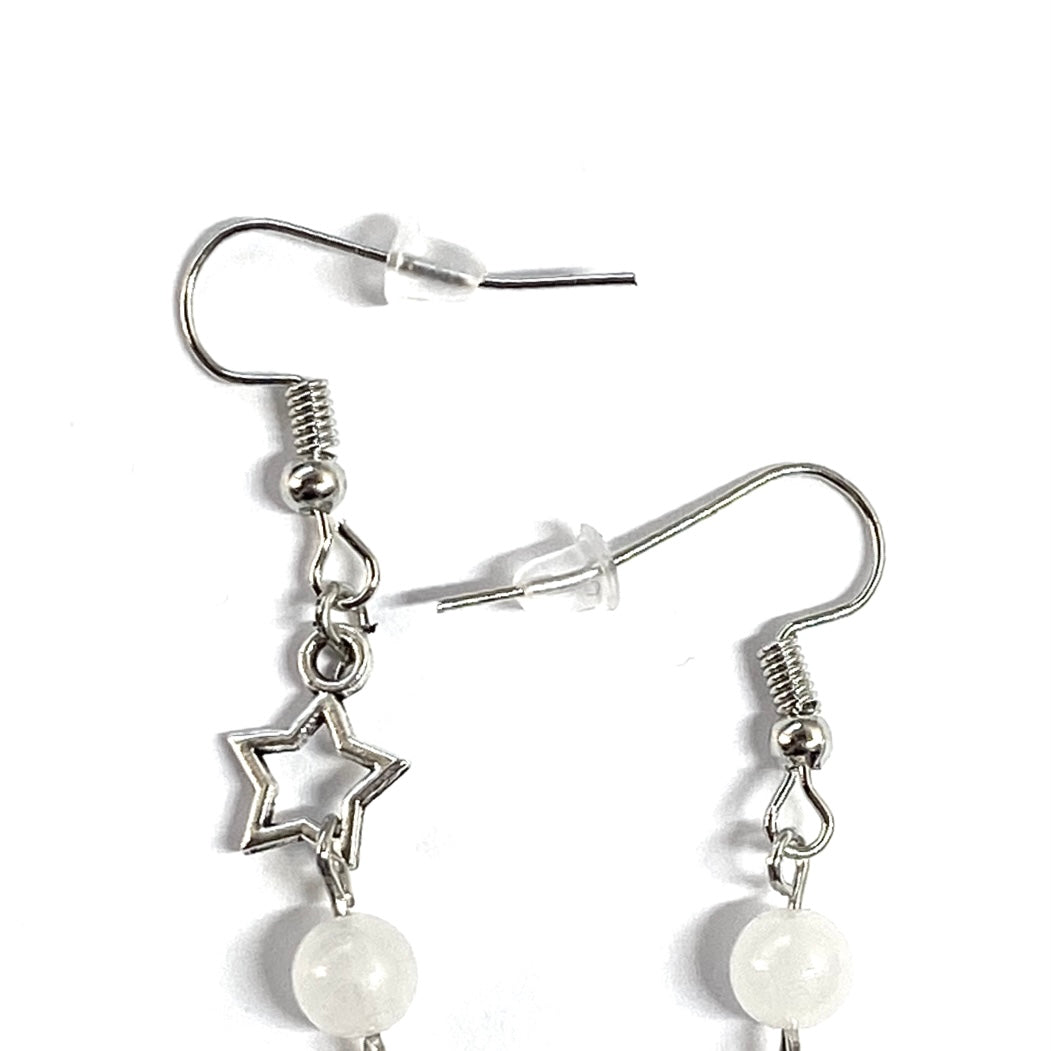 Earring with stars and clear quarts beads