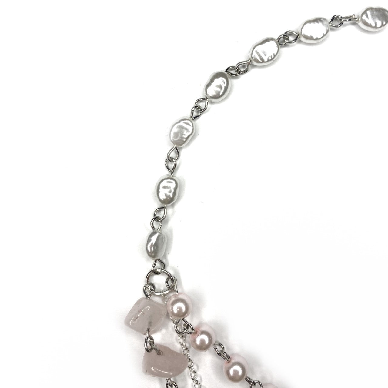 Necklace with Pearls, rosequarts and a rosequarts charm